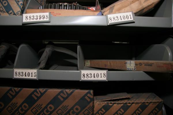 1#3881 Stock di ricambi e accessori per auto e per  veicoli industriali in vendita - foto 145