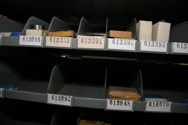 1#3881 Stock di ricambi e accessori per auto e per  veicoli industriali in vendita - foto 183