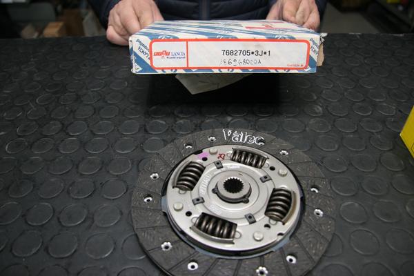 1#3881 Stock di ricambi e accessori per auto e per  veicoli industriali in vendita - foto 200