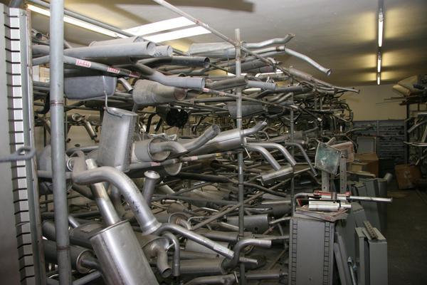 1#3881 Stock di ricambi e accessori per auto e per  veicoli industriali in vendita - foto 232