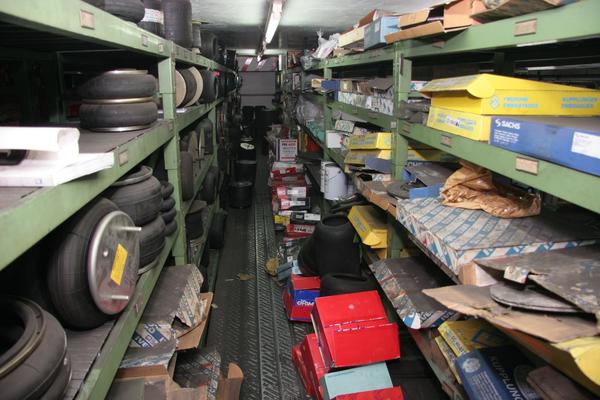1#3881 Stock di ricambi e accessori per auto e per  veicoli industriali in vendita - foto 239