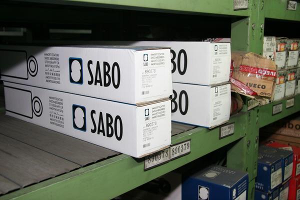 1#3881 Stock di ricambi e accessori per auto e per  veicoli industriali in vendita - foto 250