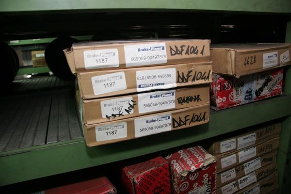 1#3881 Stock di ricambi e accessori per auto e per  veicoli industriali in vendita - foto 262