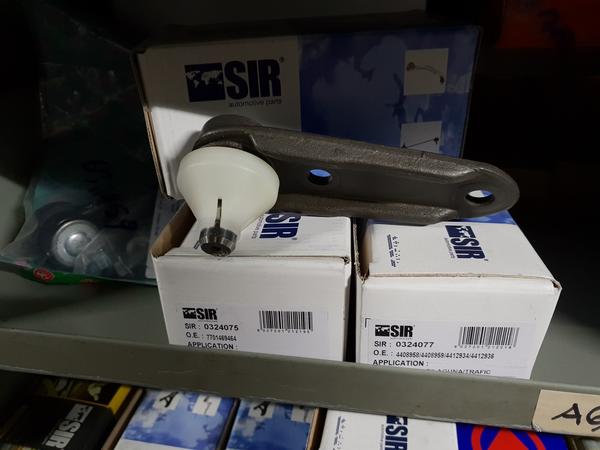 2#3881 Ricambi auto Bosch Renault Mercedes e varie in vendita - foto 30