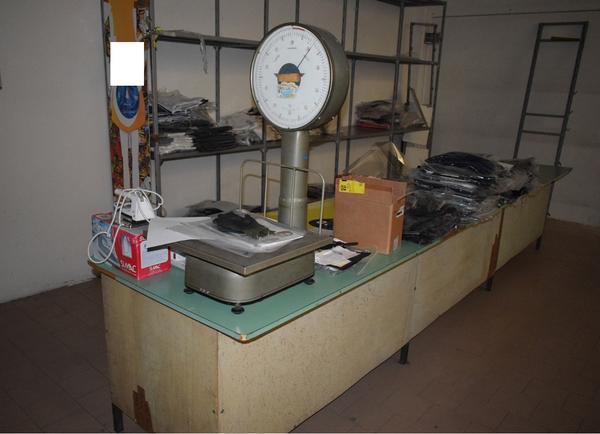 1#3884 Abbigliamento e macchine da cucire Rimoldi in vendita - foto 17