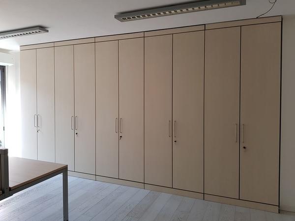 2#3888 Arredi per ufficio in vendita - foto 2