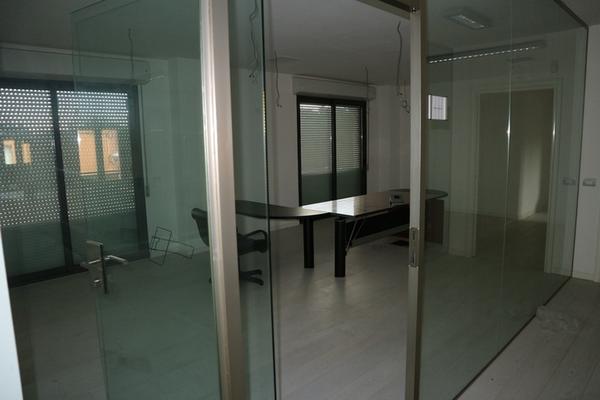 2#3888 Arredi per ufficio in vendita - foto 38