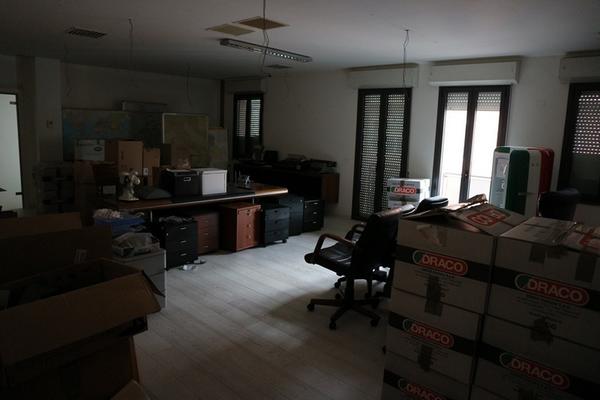 2#3888 Arredi per ufficio in vendita - foto 39