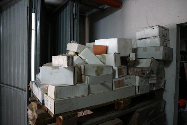 117#3894 Scaffalature e rimanenze materiale edile in vendita - foto 48