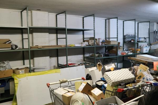 117#3894 Scaffalature e rimanenze materiale edile in vendita - foto 110