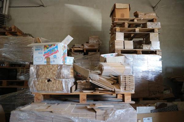 157#3894 Scaffalatura leggera e rimanenze materiale edile in vendita - foto 15