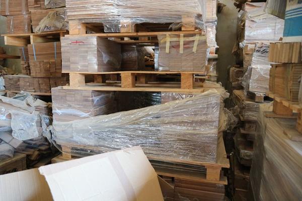 157#3894 Scaffalatura leggera e rimanenze materiale edile in vendita - foto 18