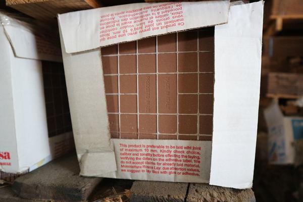 157#3894 Scaffalatura leggera e rimanenze materiale edile in vendita - foto 28