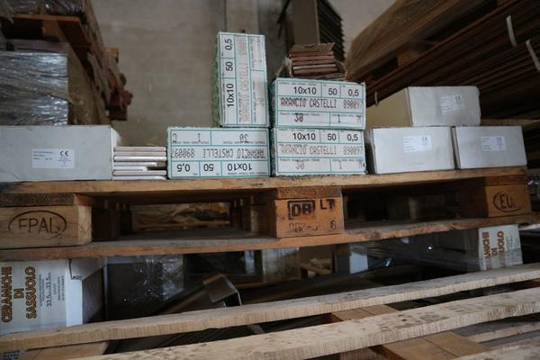 157#3894 Scaffalatura leggera e rimanenze materiale edile in vendita - foto 29