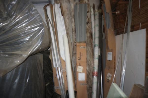 157#3894 Scaffalatura leggera e rimanenze materiale edile in vendita - foto 40