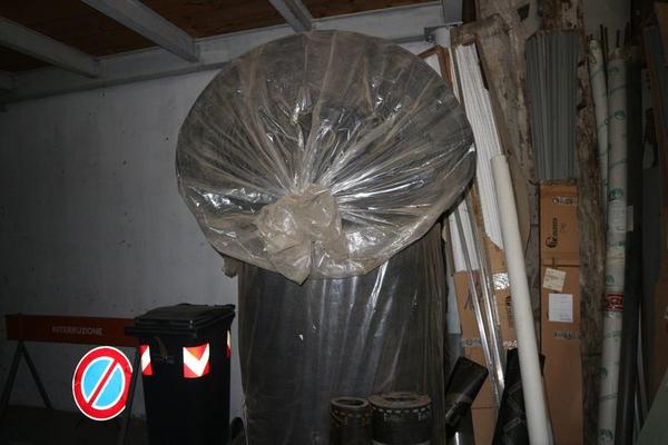 167#3894 Scaffalatura leggera e rimanenze materiale edile in vendita - foto 2