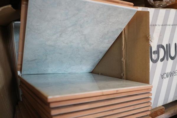 167#3894 Scaffalatura leggera e rimanenze materiale edile in vendita - foto 16