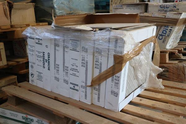 167#3894 Scaffalatura leggera e rimanenze materiale edile in vendita - foto 19