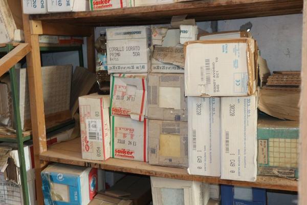 167#3894 Scaffalatura leggera e rimanenze materiale edile in vendita - foto 31