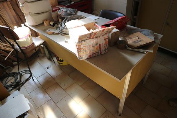 167#3894 Scaffalatura leggera e rimanenze materiale edile in vendita - foto 68