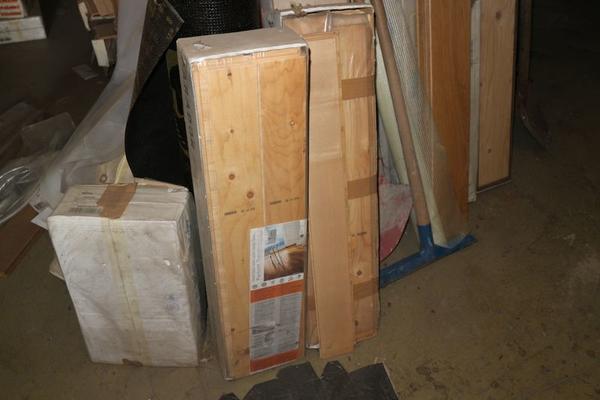 167#3894 Scaffalatura leggera e rimanenze materiale edile in vendita - foto 112