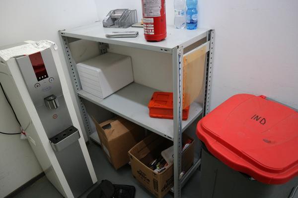 1#3895 Arredi e attrezzature ufficio in vendita - foto 48