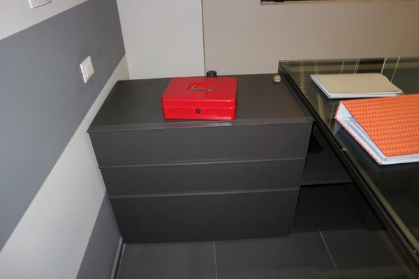1#3895 Arredi e attrezzature ufficio in vendita - foto 128