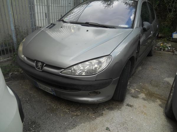 13#3897 Peugeot 206 in vendita - foto 2