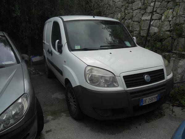 Furgoni in vendita