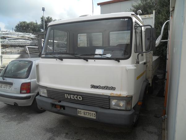 21#3897 Autocarro Iveco in vendita - foto 1
