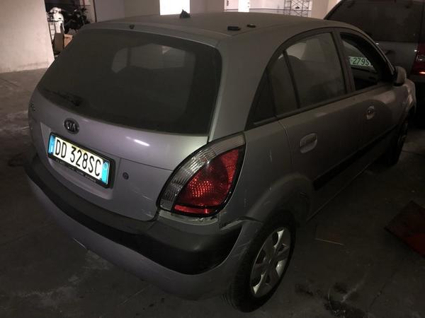 5#3899 Kia Rio e motociclette Yamaha in vendita - foto 20