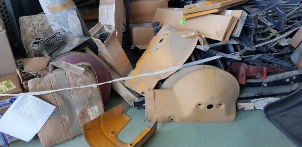 2#3901 Ricambi per veicoli industriali e movimento terra in vendita - foto 17