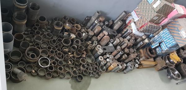 2#3901 Ricambi per veicoli industriali e movimento terra in vendita - foto 43