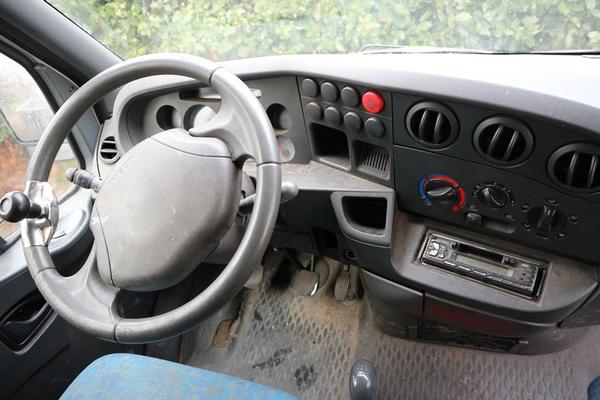 111#3906 Autocarro Iveco in vendita - foto 13