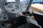 Image 5 - Linde forklift - Lot 79 (Auction 3906)