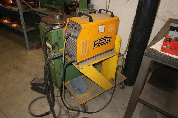 Macchine per saldare in vendita