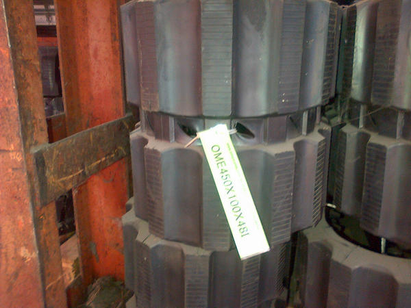 27#3909 Cingoli in gomma Traxter misura 450X76X80 in vendita - foto 3