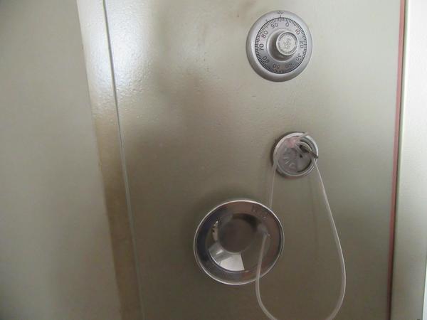 1#3913 Banchi da lavoro ed elementi per pavimentazione in vendita - foto 39