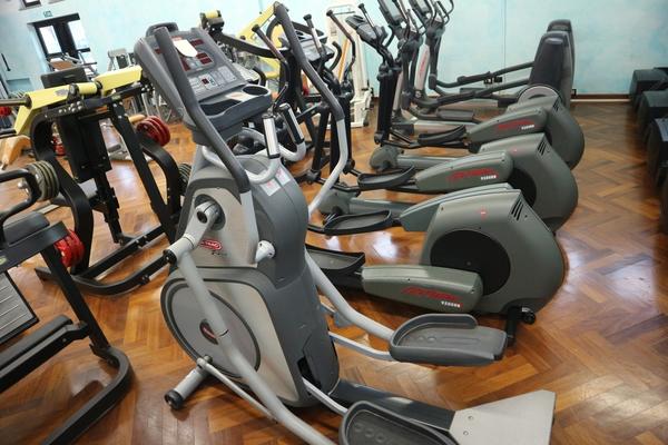 3#3914 Cross Trainer Life Fitness in vendita - foto 1