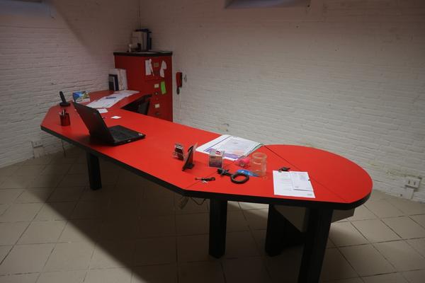 1#3917 Arredamento ed attrezzature da ufficio in vendita - foto 1