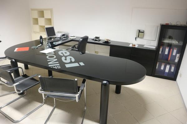 1#3917 Arredamento ed attrezzature da ufficio in vendita - foto 5