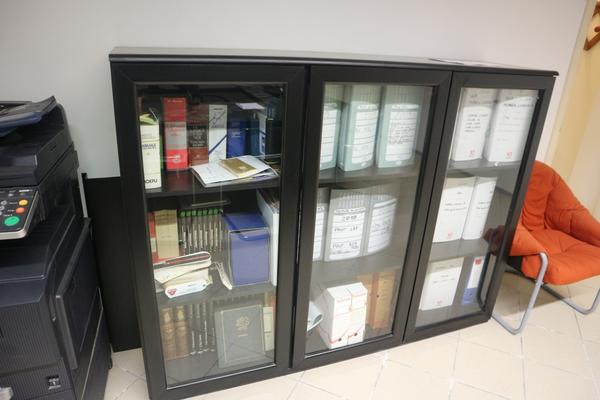 1#3917 Arredamento ed attrezzature da ufficio in vendita - foto 6