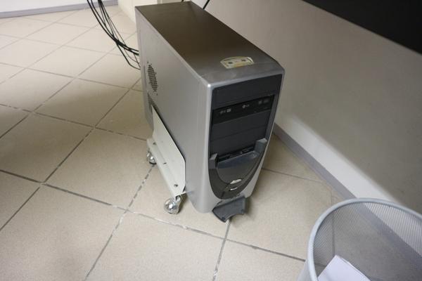 1#3917 Arredamento ed attrezzature da ufficio in vendita - foto 14