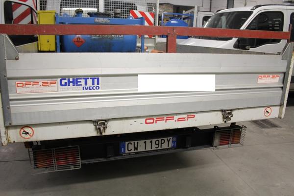 14#3918 Iveco 35/A  e cassone con serbatoio carburante in vendita - foto 5