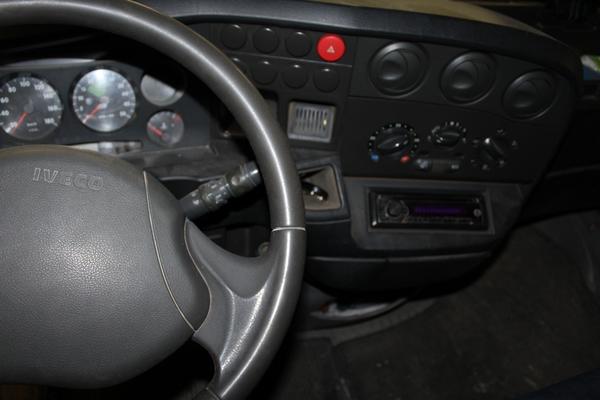 14#3918 Iveco 35/A  e cassone con serbatoio carburante in vendita - foto 13