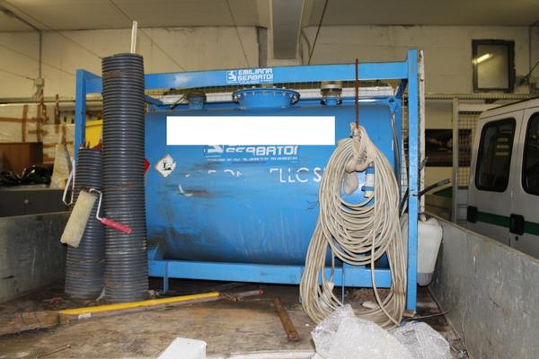 16#3918 Iveco 35C13A e cassone con serbatoio carburante in vendita - foto 4