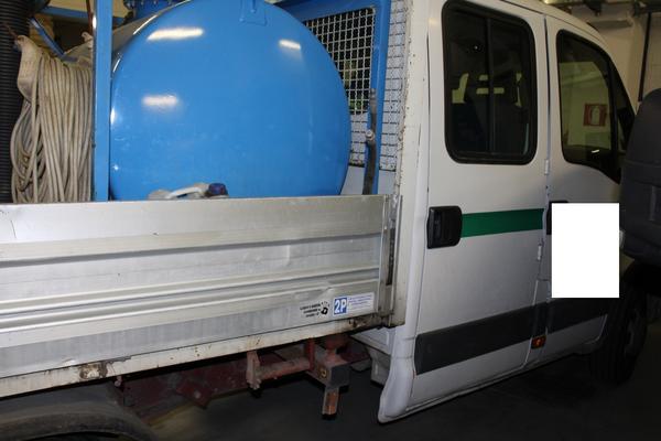 16#3918 Iveco 35C13A e cassone con serbatoio carburante in vendita - foto 5