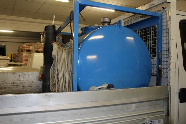 16#3918 Iveco 35C13A e cassone con serbatoio carburante in vendita - foto 6