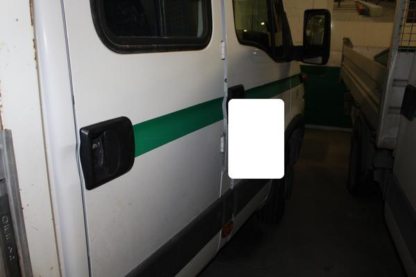 16#3918 Iveco 35C13A e cassone con serbatoio carburante in vendita - foto 7