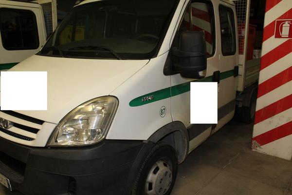 18#3918 Iveco 35/E4 e cassone con serbatoio carburante in vendita - foto 2